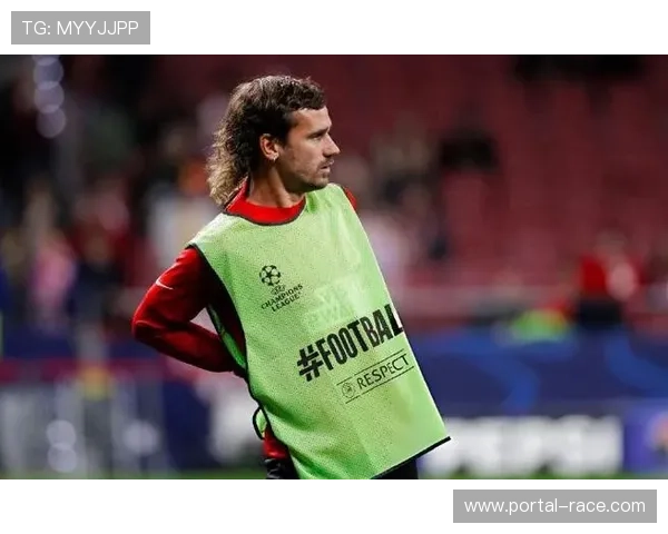 拜仁慕尼黑2-0圣吉罗斯，防线零封助力提前晋级